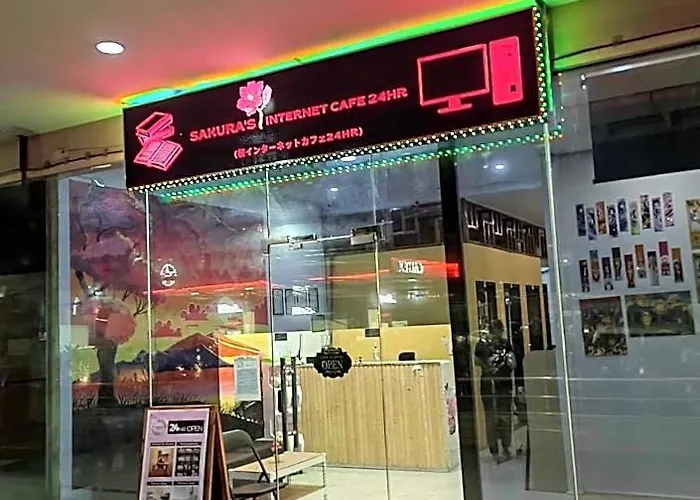 Sakura's Internet Cafe 24hr *